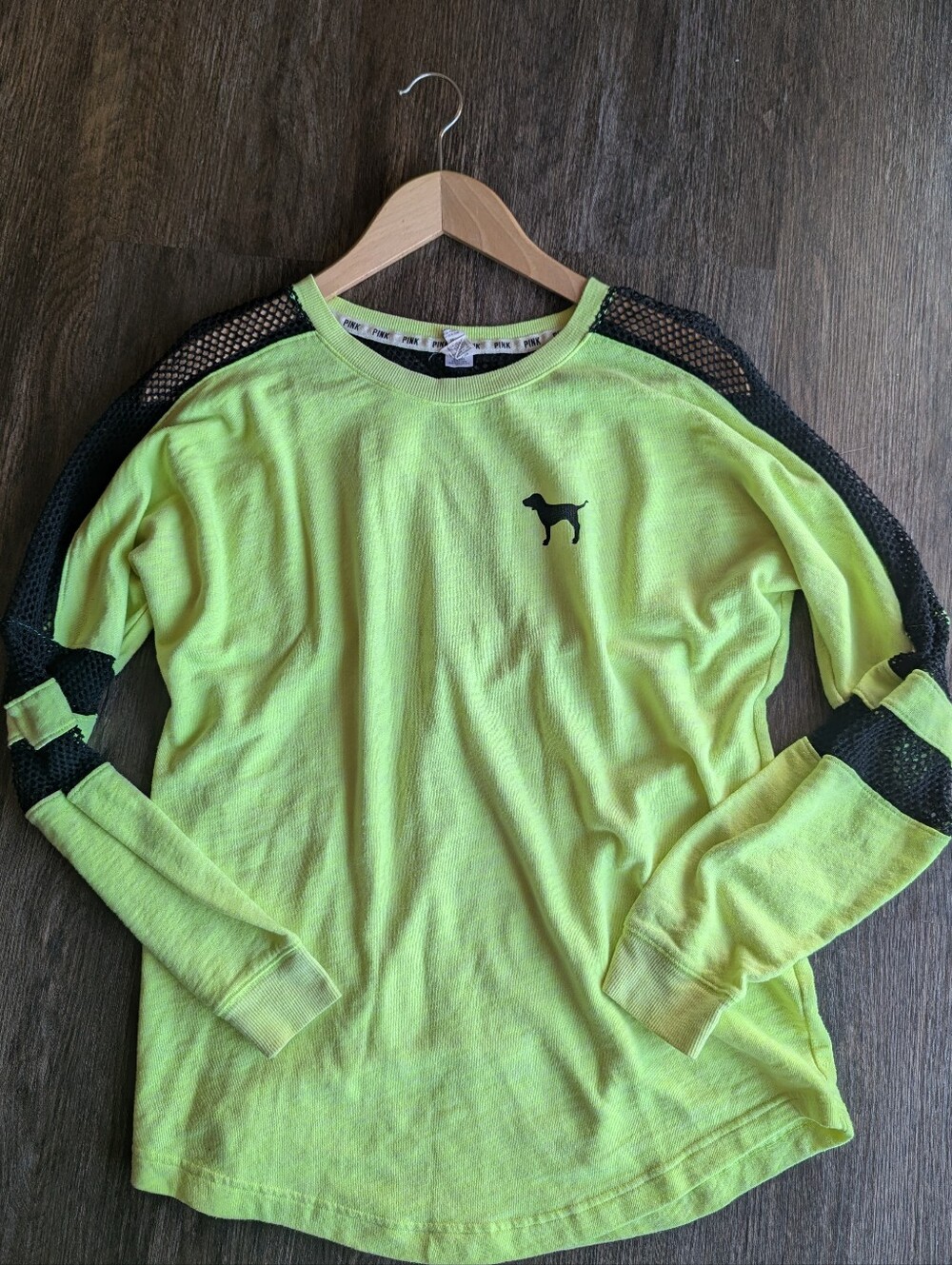 PINK VS Neon YellowGreen Collegiate Long-Sleeve Mesh Sleeve Shirt Medium